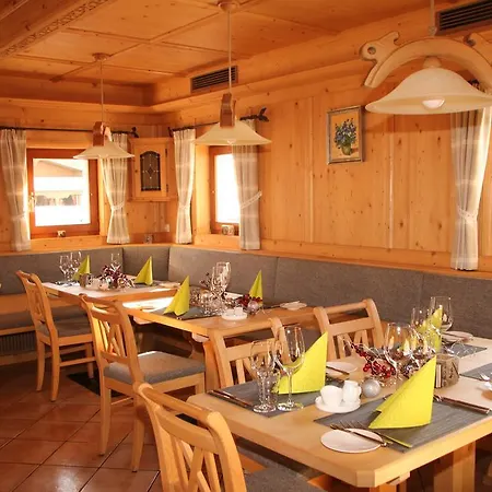 Mamooserhof Szálloda Hopfgarten im Brixental